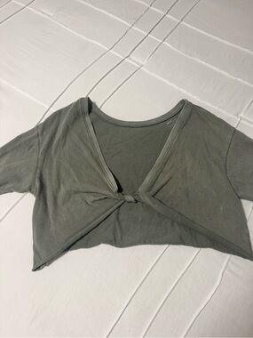 aerie Olive Knot-Front Crop Top